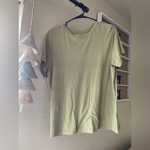 green / yellow tshirt